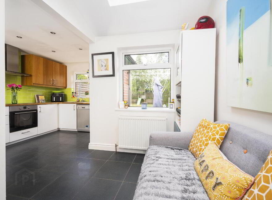 11 Willesden Park, Belfast, BT9 5GX