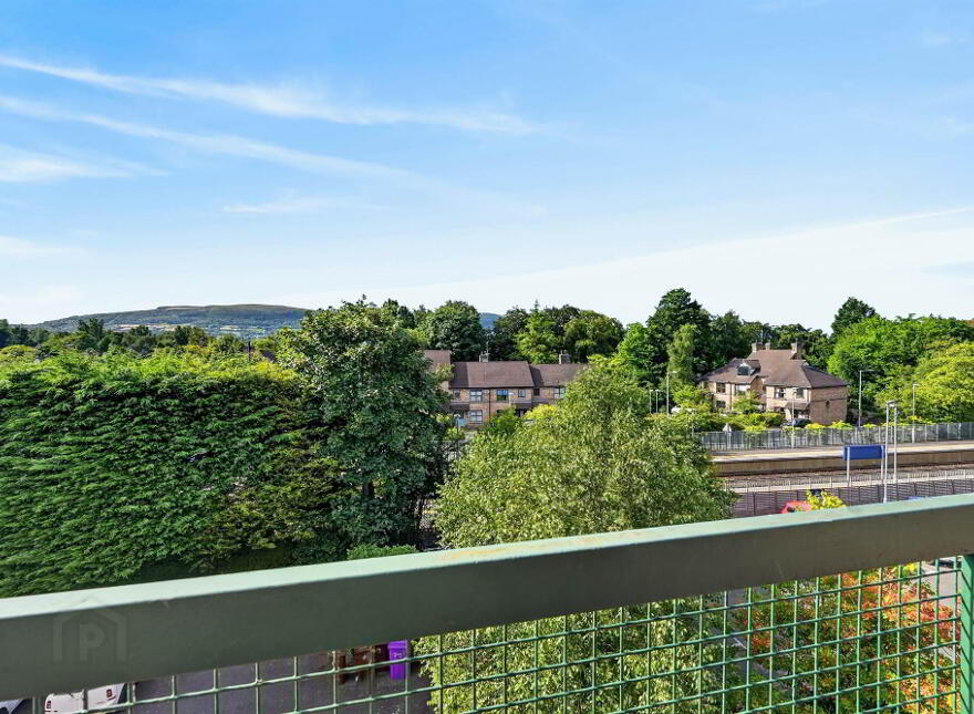 31 Balmoral Court, Belfast, BT9 7GR