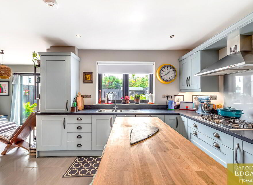 49 Village Brow, Crawfordsburn, Bangor, BT19 1FT