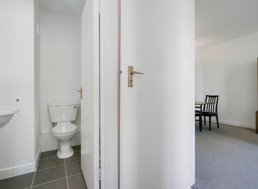 Apartment 64 Cranford Court, Stillorgan Road, Dublin, D04HH28
