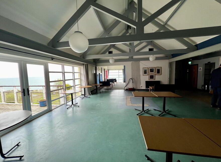 Whitepark Bay Youth Hostel, 157 Whitepark Road, Ballintoy, Ballycastle, BT54 6NH