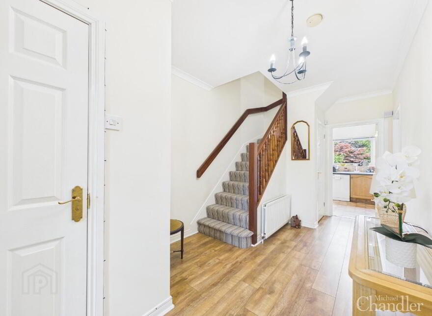 8 Ballylenaghan Road, Belfast, BT8 6WU