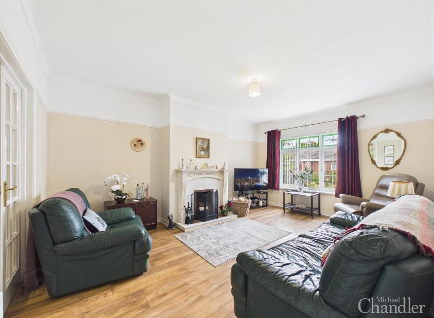8 Ballylenaghan Road, Belfast, BT8 6WU