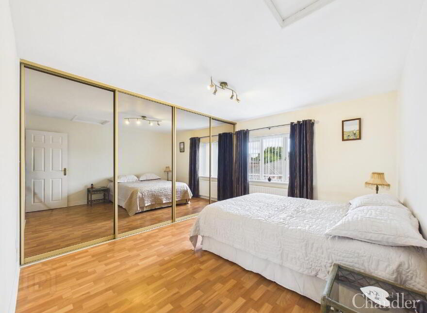 8 Ballylenaghan Road, Belfast, BT8 6WU