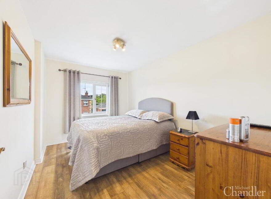 8 Ballylenaghan Road, Belfast, BT8 6WU