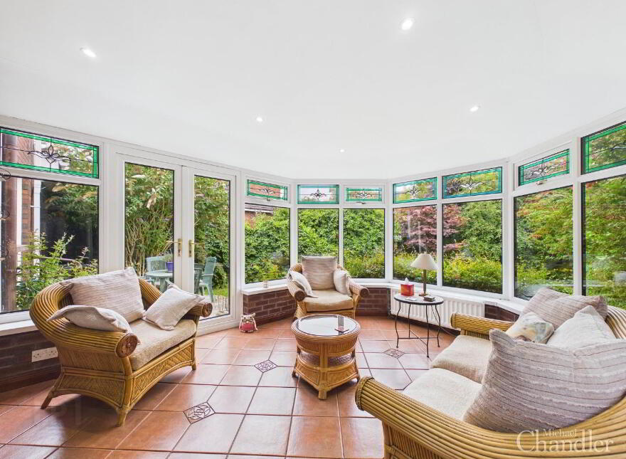 8 Ballylenaghan Road, Belfast, BT8 6WU