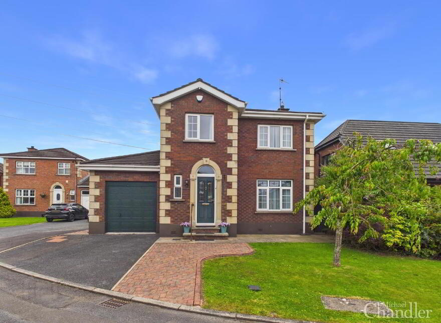 8 Ballylenaghan Road, Belfast, BT8 6WU