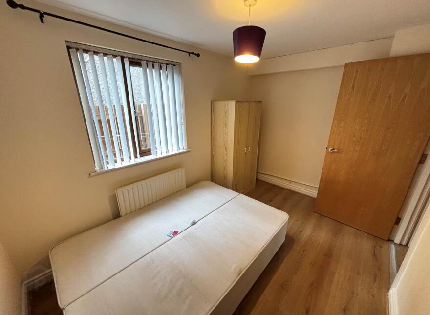 2e Ardenlee Street, Ravenhill, Belfast, BT6 8QJ