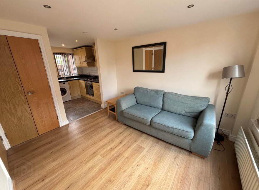 2e Ardenlee Street, Ravenhill, Belfast, BT6 8QJ