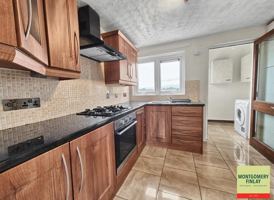 109 Derrin Road, Enniskillen, BT74 6BB