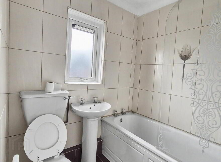 109 Derrin Road, Enniskillen, BT74 6BB