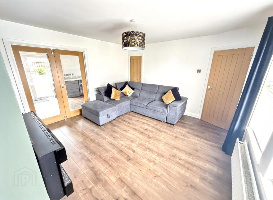 1 Blackthorn Grange, Newry, BT34 2TF