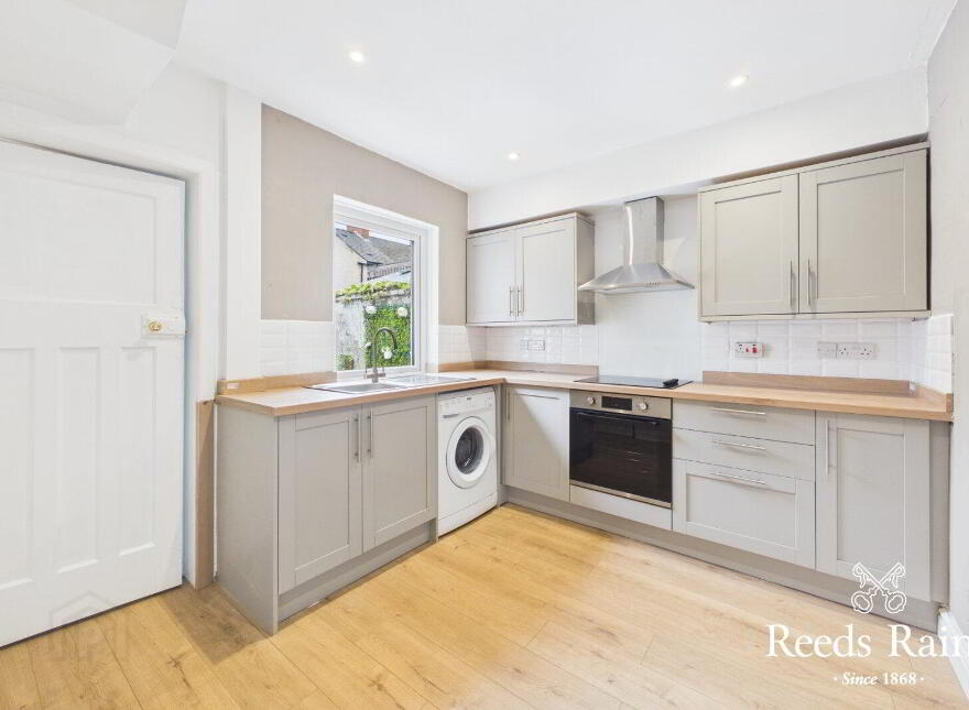 45 Willowfield Drive, Woodstock, Belfast, BT6 8HN