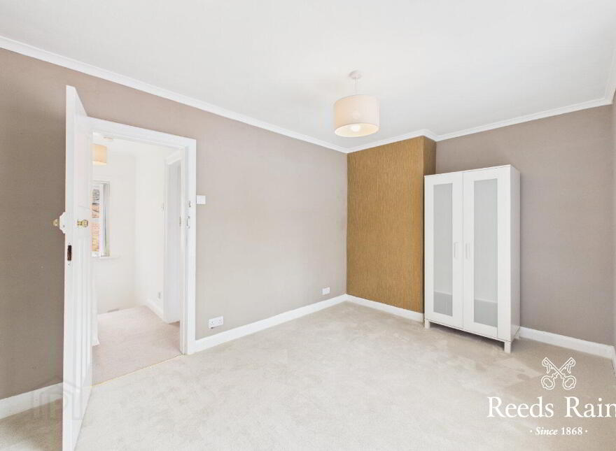 45 Willowfield Drive, Woodstock, Belfast, BT6 8HN
