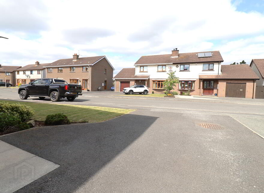 6 Meadowlands Avenue, Manse Road, Kilkeel, BT34 4YA
