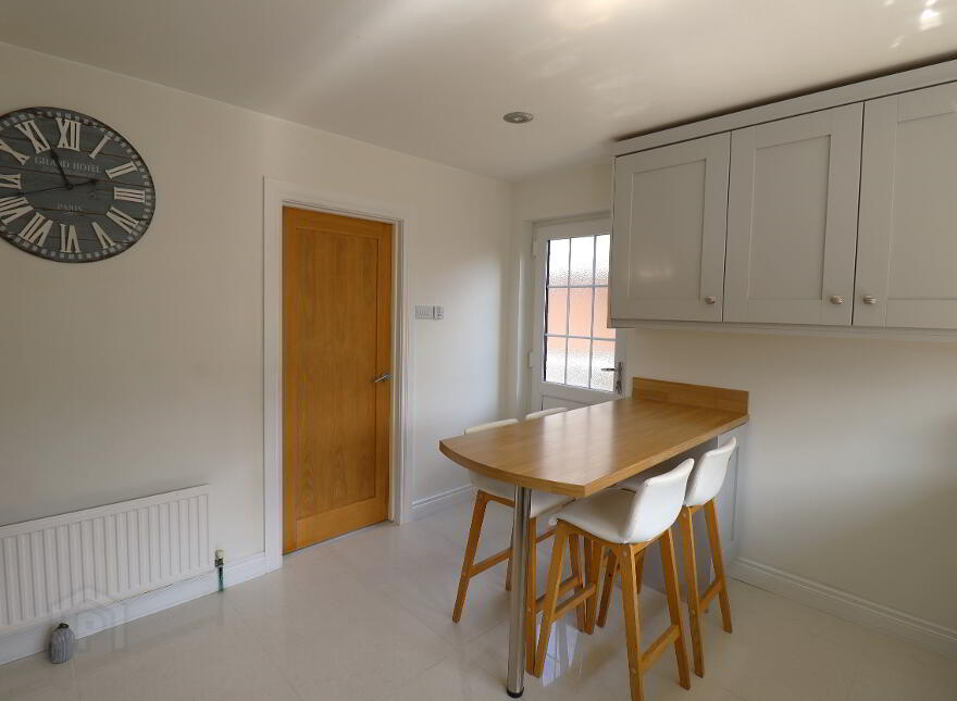 6 Meadowlands Avenue, Manse Road, Kilkeel, BT34 4YA