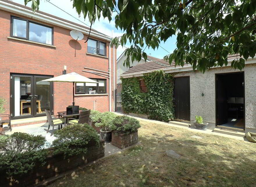 6 Meadowlands Avenue, Manse Road, Kilkeel, BT34 4YA