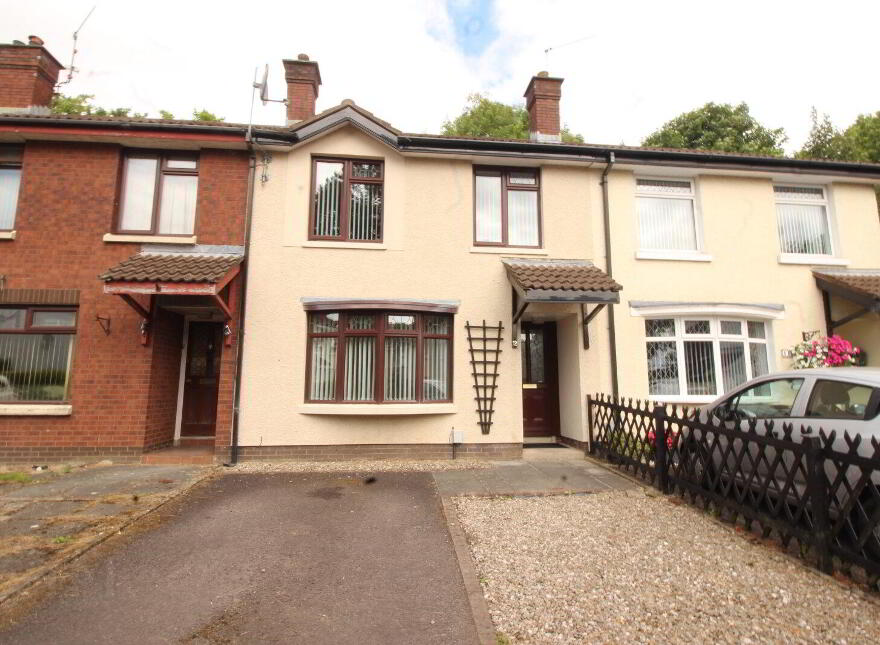 12 Carson Court, Lisburn, BT28 2PY