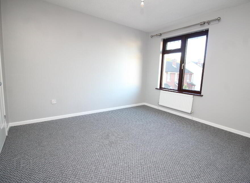 12 Carson Court, Lisburn, BT28 2PY