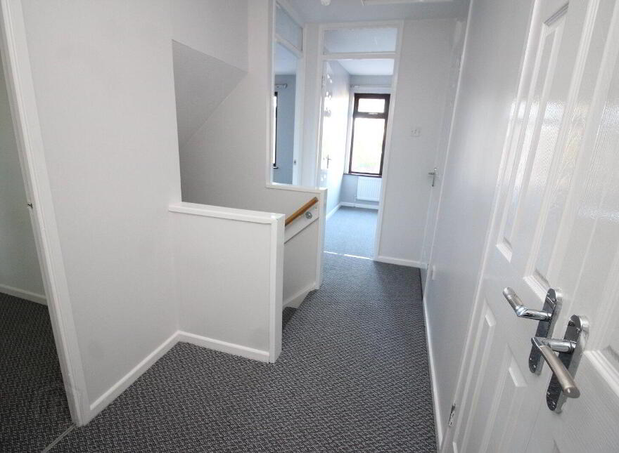 12 Carson Court, Lisburn, BT28 2PY