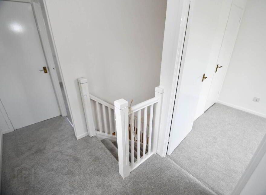 17 Lagmore Grove, Dunmurry, Belfast, BT17 0TD
