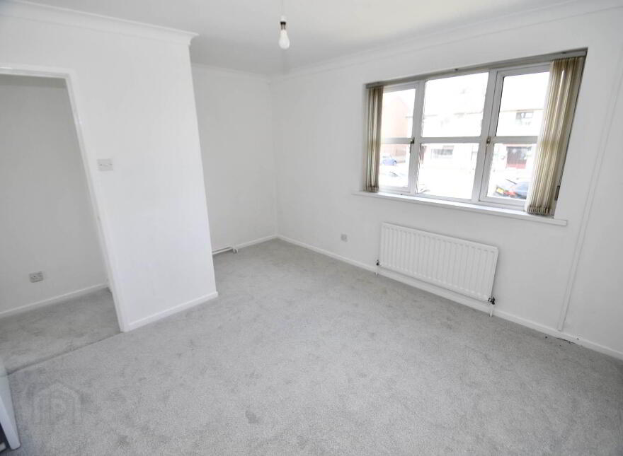 17 Lagmore Grove, Dunmurry, Belfast, BT17 0TD