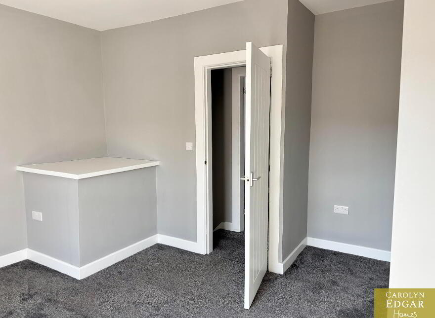 43 Oakley Street, Belfast, BT14 8BL