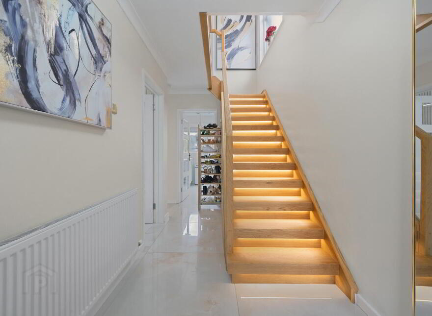 33 Downshire Park East, Belfast, BT6 9JP