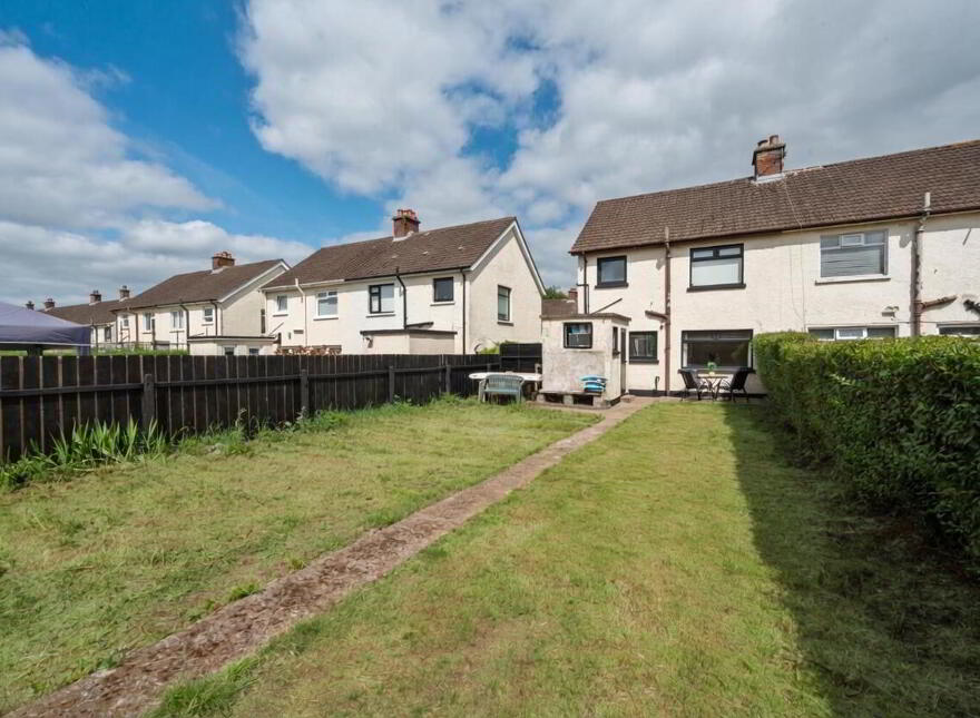 33 Downshire Park East, Belfast, BT6 9JP