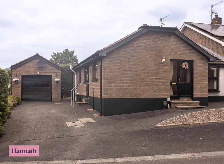 1 Willowfield Heights, Tandragee, Craigavon, BT62 2JF