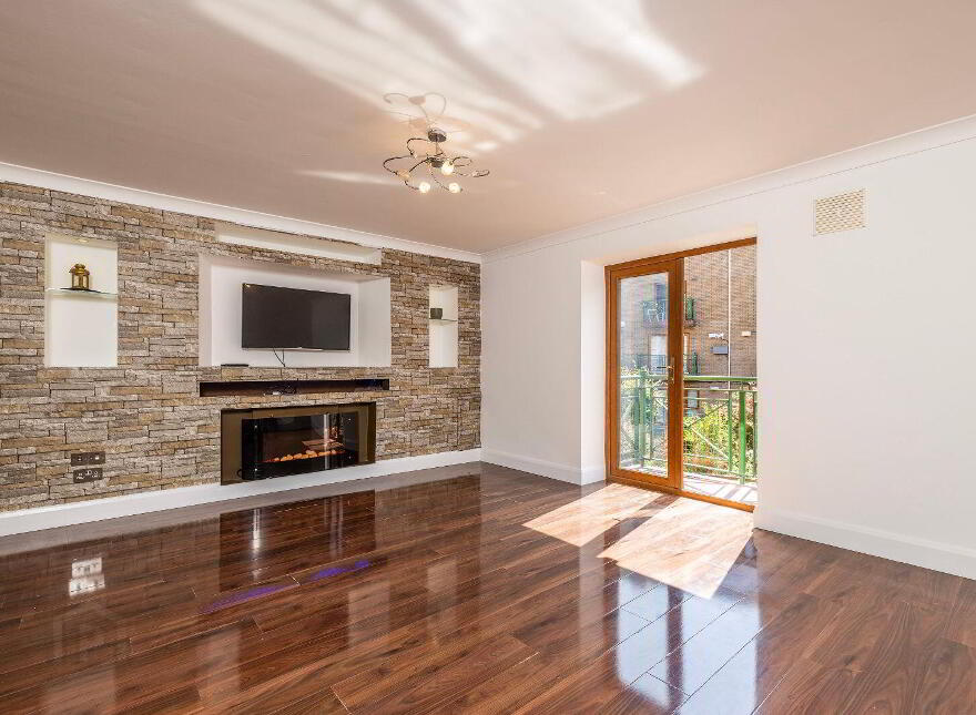 Apartment 6 Dorset Square (With Parking Space), Upper Gardiner Street, Dublin 1, D01X825