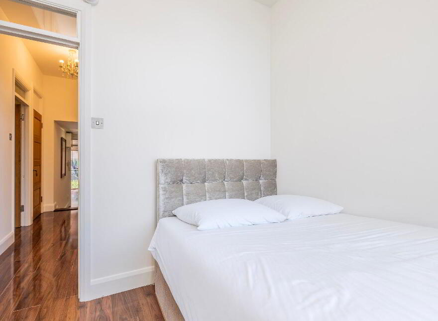 Apartment 6 Dorset Square (With Parking Space), Upper Gardiner Street, Dublin 1, D01X825