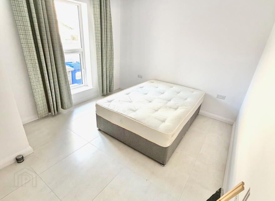 110a Causeway Street, Portrush, BT56 8AE