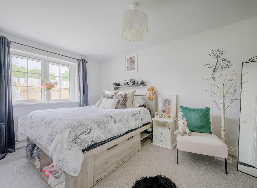 42 River Hill Road, Newtownards, BT23 7GT