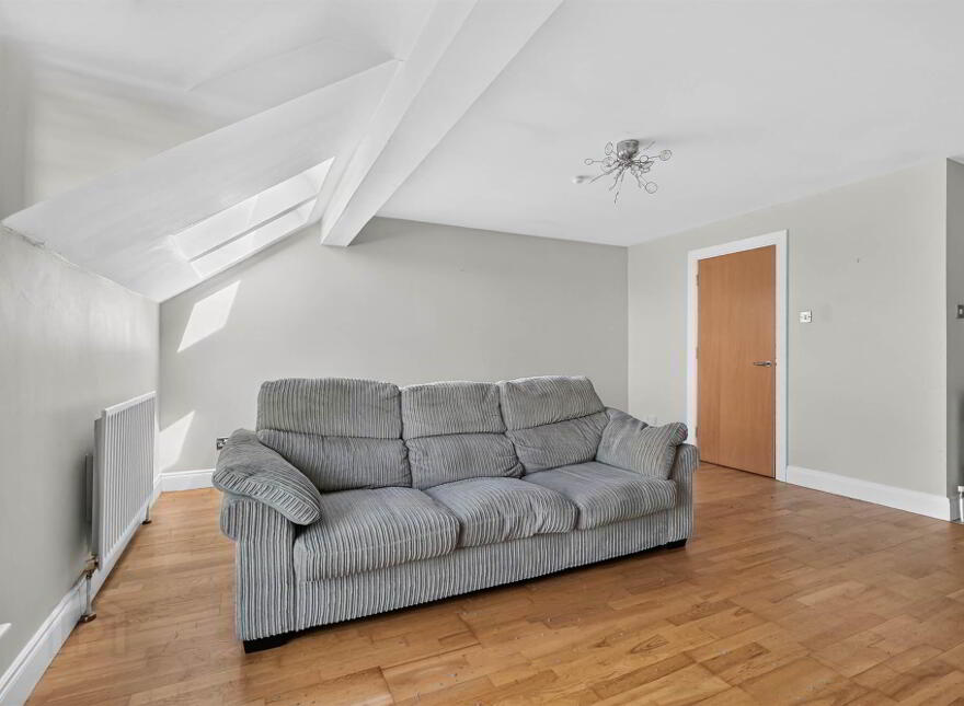 12 Locksley Lane, 110 Upper Lisburn Road, Belfast, BT10 0BB