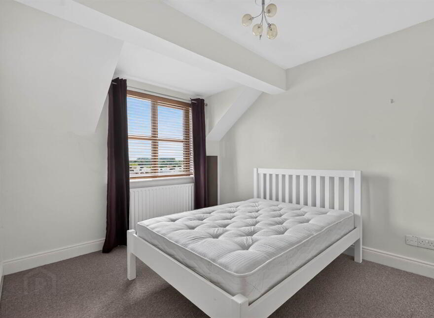 12 Locksley Lane, 110 Upper Lisburn Road, Belfast, BT10 0BB