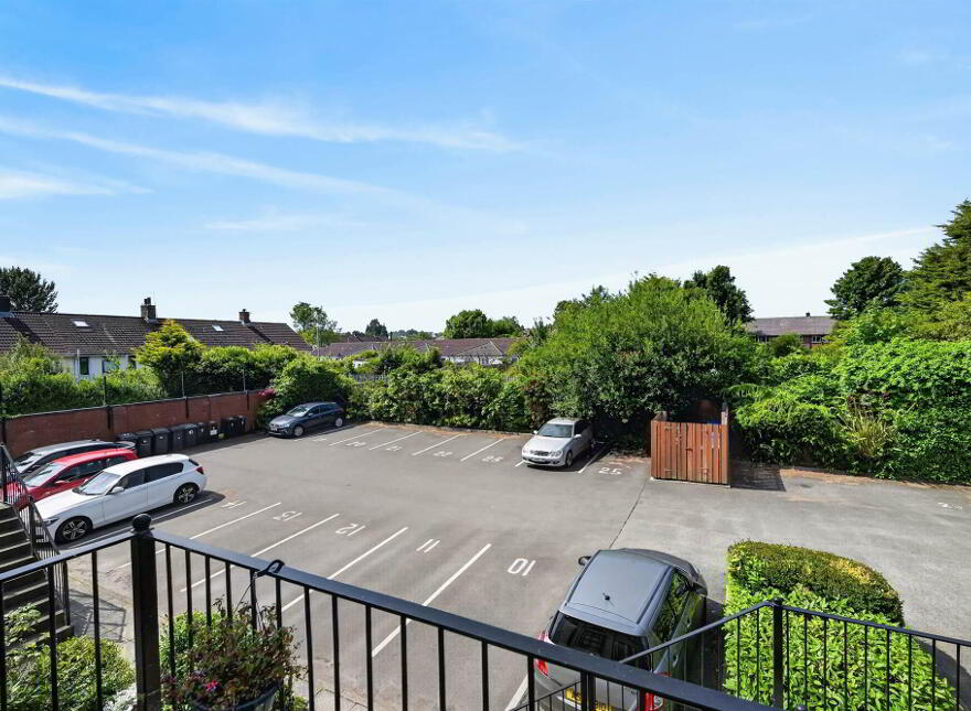 12 Locksley Lane, 110 Upper Lisburn Road, Belfast, BT10 0BB