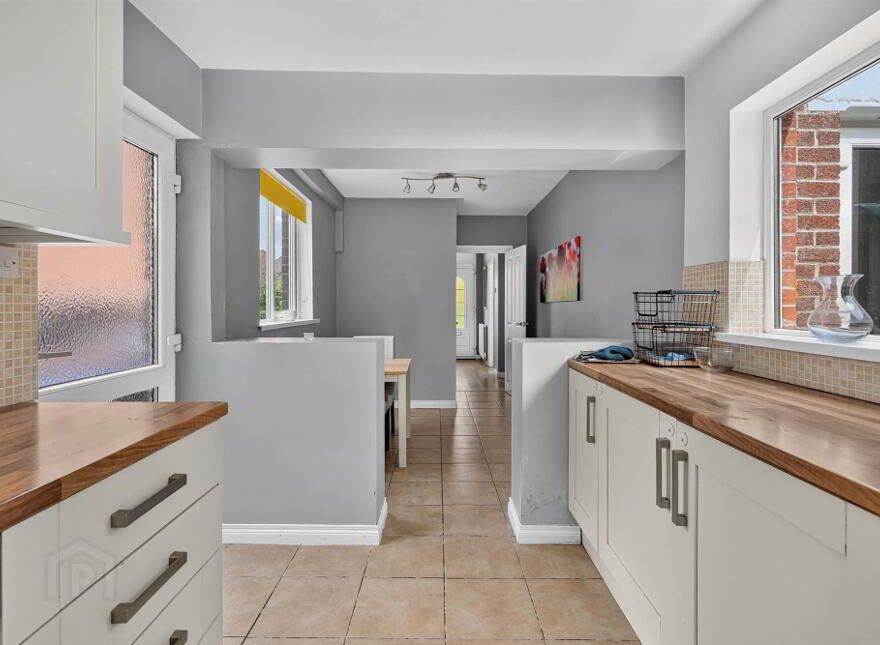 29 Hillside Park, Stranmillis, Belfast, BT9 5EL