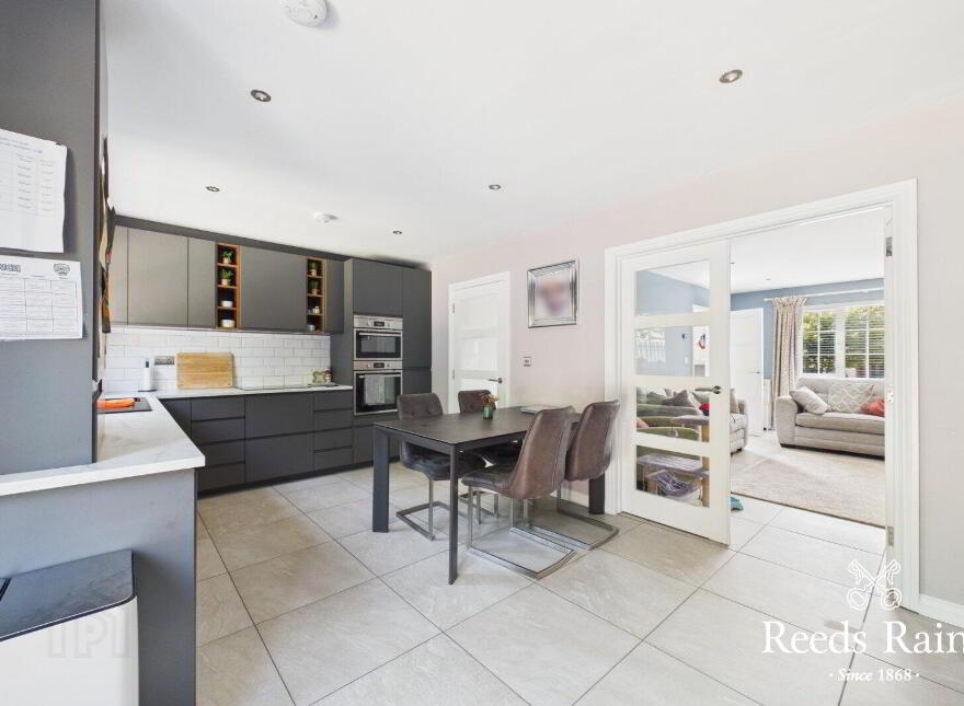 3 Rhanbuoy Mews, Carrickfergus, BT38 8ZX