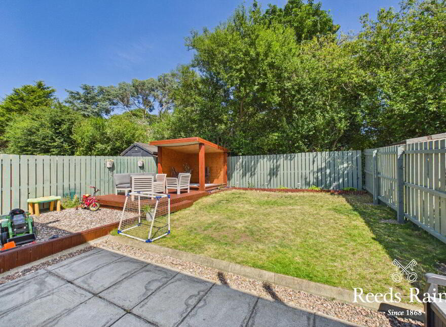 3 Rhanbuoy Mews, Carrickfergus, BT38 8ZX