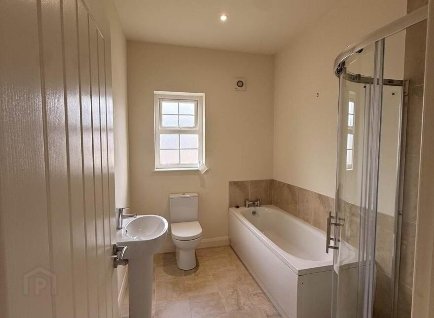 33 Cherrymount Green, Enniskillen, BT74 4GX