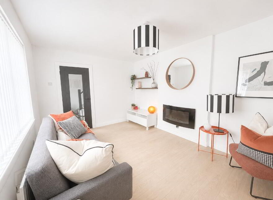 16 Kirkland Square, Carrickfergus, BT38 8JS