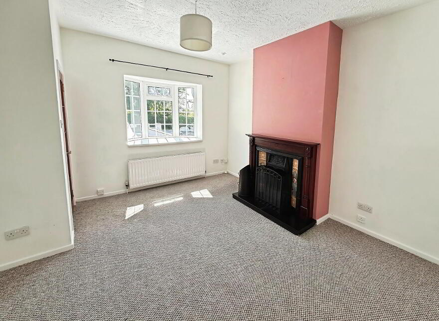 14 Moneybroom Road, Lisburn, BT28 2QP