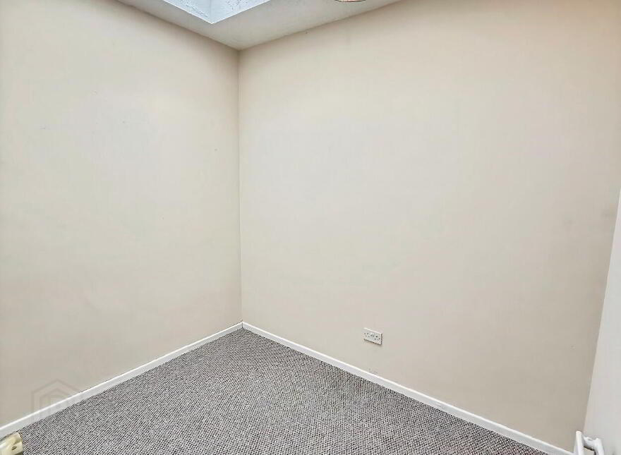 14 Moneybroom Road, Lisburn, BT28 2QP