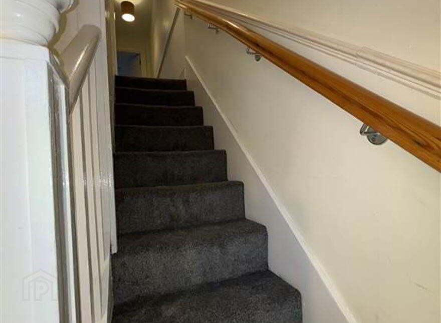 8 Hill Street, Dunmurry, Belfast, BT17 0AD