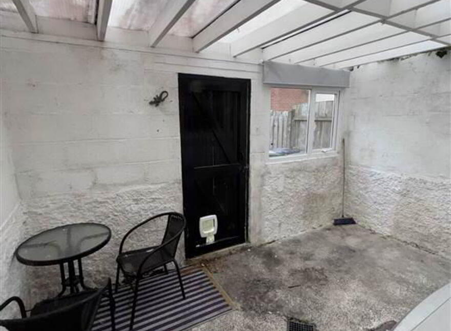 8 Hill Street, Dunmurry, Belfast, BT17 0AD