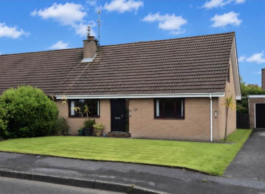 14 Clonliffe Park, Culmore, Derry, BT48 8NT photo