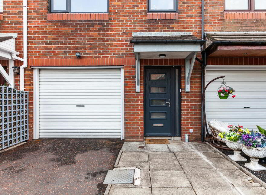 4 Chichester Gardens, Belfast, BT15 5FS