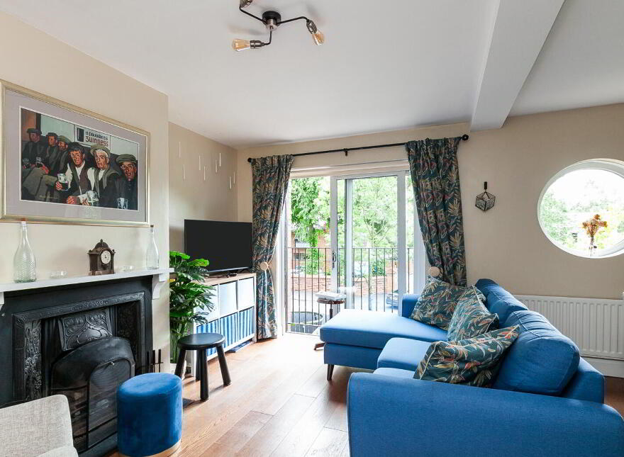 4 Chichester Gardens, Belfast, BT15 5FS