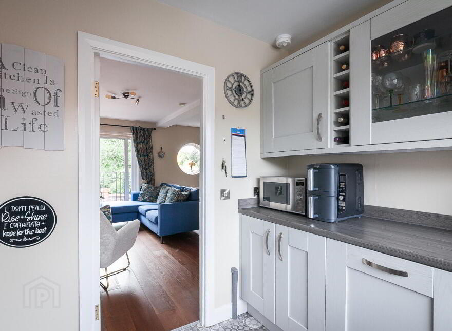 4 Chichester Gardens, Belfast, BT15 5FS